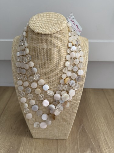 Lola rose necklace bnwt - rose,