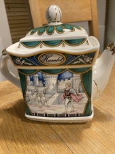 Vintage Sadler Hamlet Teapot