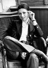 Gigliola Cinquetti sitting in