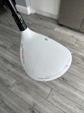 Taylormade R11 #3 Wood / 15.5 Degree / Stiff Flex Fujikura Blur 70 Shaft