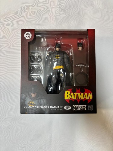 Mafex knight crusader - mafex,