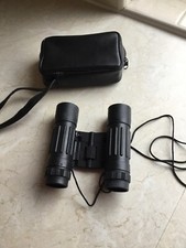 Vanguard DA-1025 10x25 Compact folding Binoculars