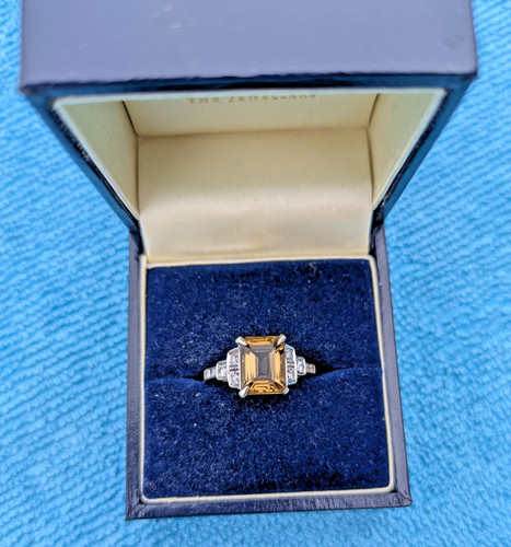 9ct gold emerald cut citrine - 9ct,