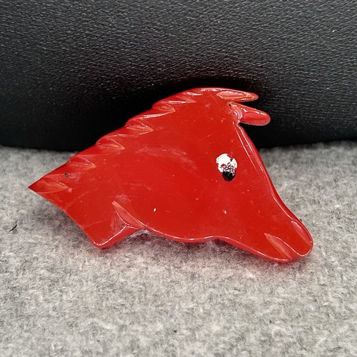 Vintage bakelite brooch horse - vintage,