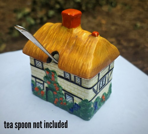 Vintage ceramic cottage - ceramic, style