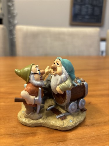 Disney lil classics - classics, snow