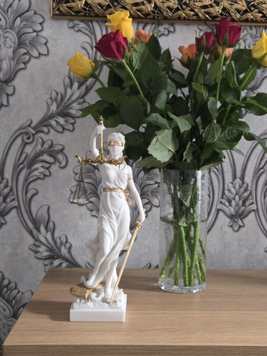 Lady justice statue 30cm - ​lady,