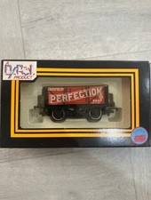 Hornby R016 7 Plank Perfection