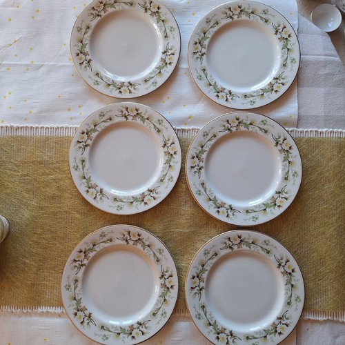 Royal doulton english - royal, china