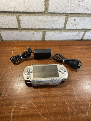 Psp 1000 with - 1000, cables