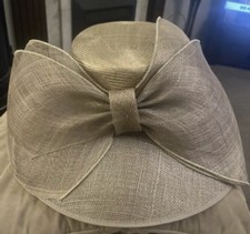 Frank Usher Women’s Taupe