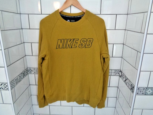 Nike sweatshirt jumper size - sb,