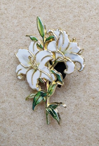 Gorgeous gold edged white - gorgeous,