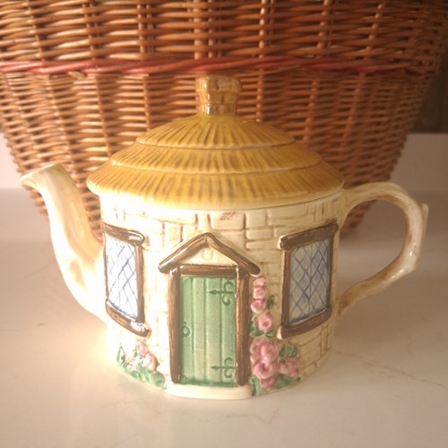 Vintage sylvac 4834 cottage - 4834,
