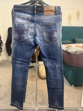Dsquared2 Skater Jean Worn