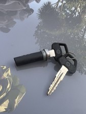 Defender 300tdi Push Button Door Barrel Lock With Two Keys 