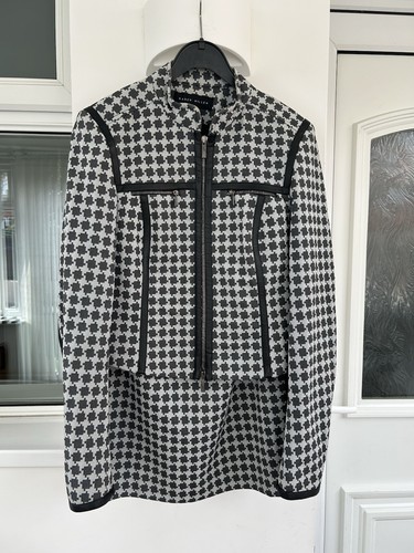 Ladies karen millen skirt suit - karen,