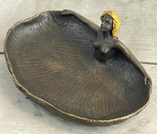Nude Handcrafted Gilt Soap