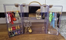 Rainbow High Deluxe Fashion Closet with Clothes, Shoes, and Accessories