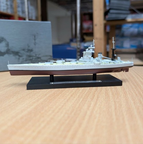 Atlas 131 hms - 131, warship