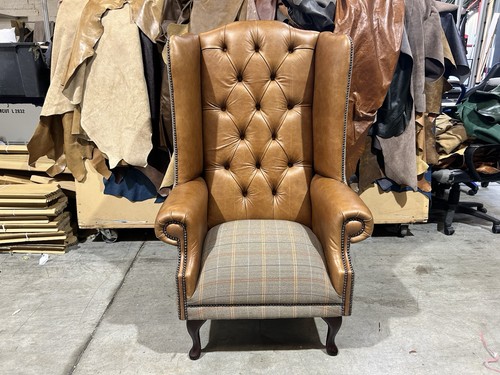 Display tan leather with - display,