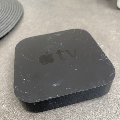 Apple 3rd generation - apple,