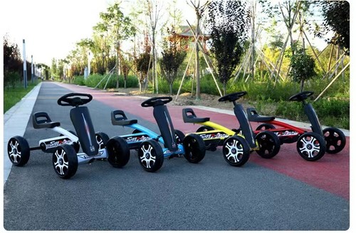 Kids cart wheel pedal - go,