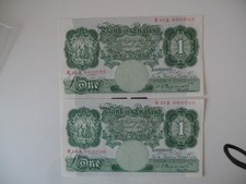 Consecutive pair of Peppiatt £1 B258 first prefix R10A 660025/6 in AU condition