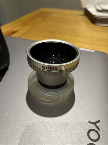 Sony wide conversion lens - conversion, x