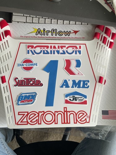 Authentic zeronine stadium - authentic,