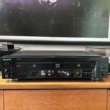Sony RCD-W100 Twin CD Player