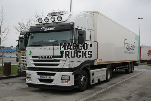 Truck photo iveco stralis box - truck,