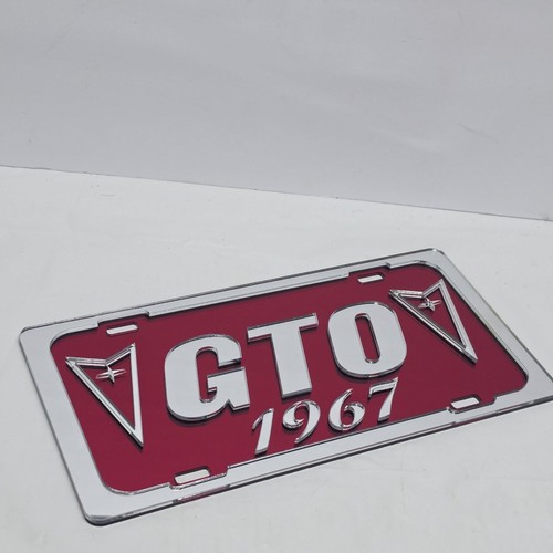 Pontiac gto 1967 red mirrored - pontiac,