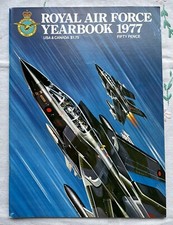 Pre-owned - The Official RAF