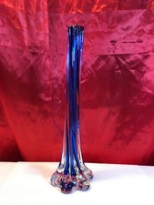 GLASS SINGLE TWISTED STEM VASE