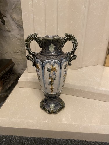 Antique majolica alhambrian - antique,