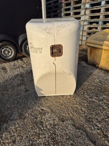 Richardson trailer tack - trailer, locker