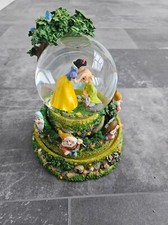 Musical Rotating Snow Globe