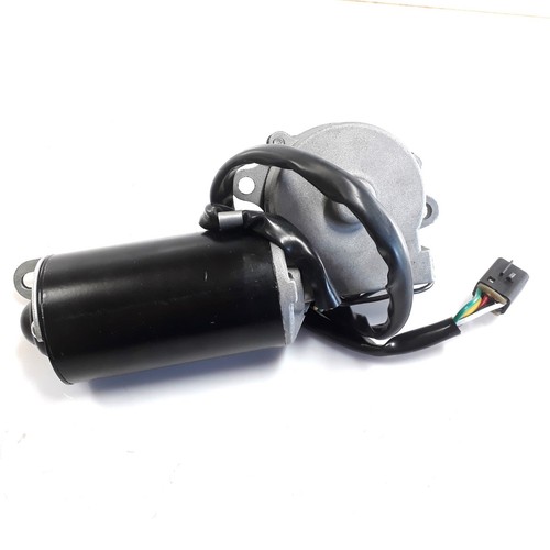 Front wiper motor - front,