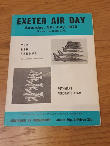 Exeter airport air - air, display