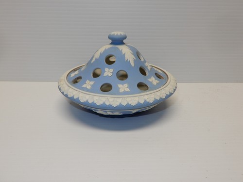 Antique wedgwood light blue - antique,
