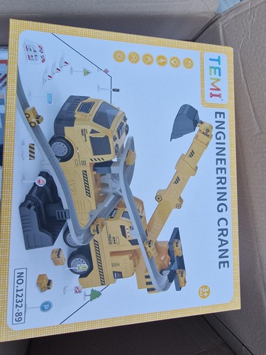 Engineering crane toy with - crane,