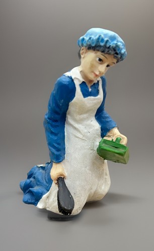 Dolls house figure resin - , maid
