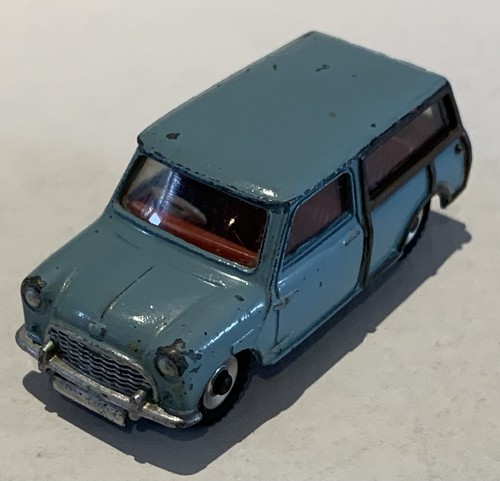 Dinky toys austin - toys, seven