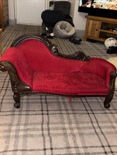 Antique Victorian Style  Child or Pet Size Victorian Chaise Lounge