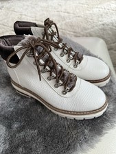 White Vegan Leather Boots Size 4/37