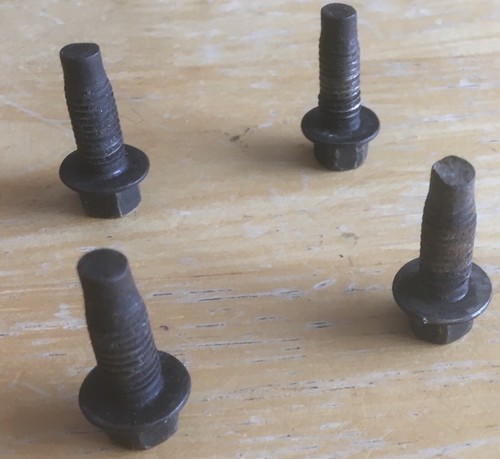Seat bolt genuine ford - 4,
