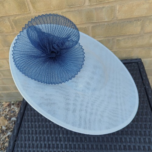 White navy blue flower - white,