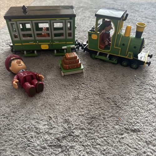 Postman pat green rocket - postman, train