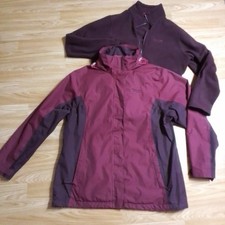 Regatta size 18 Maroon Red Waterproof Jacket and detachable Fleece zip pockets